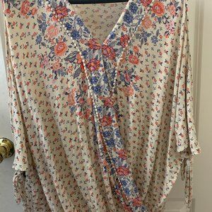 Maurices  size 3 open shoulder